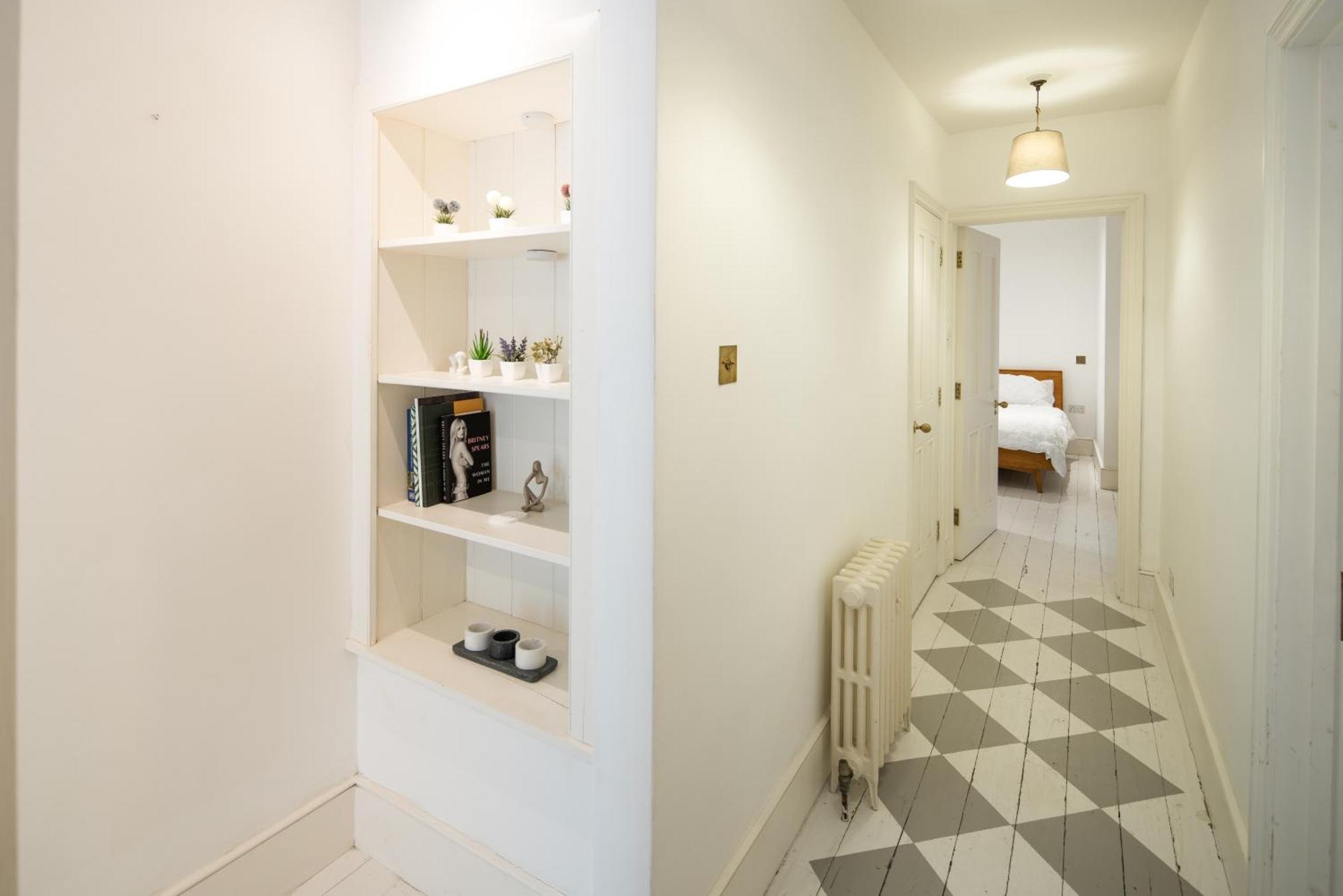 Charming 2-Bed Flat In The Heart Of Nottinghill - Steps From Portobello Rd Market And Nottinghill Bookshop Apartamento Londres Exterior foto